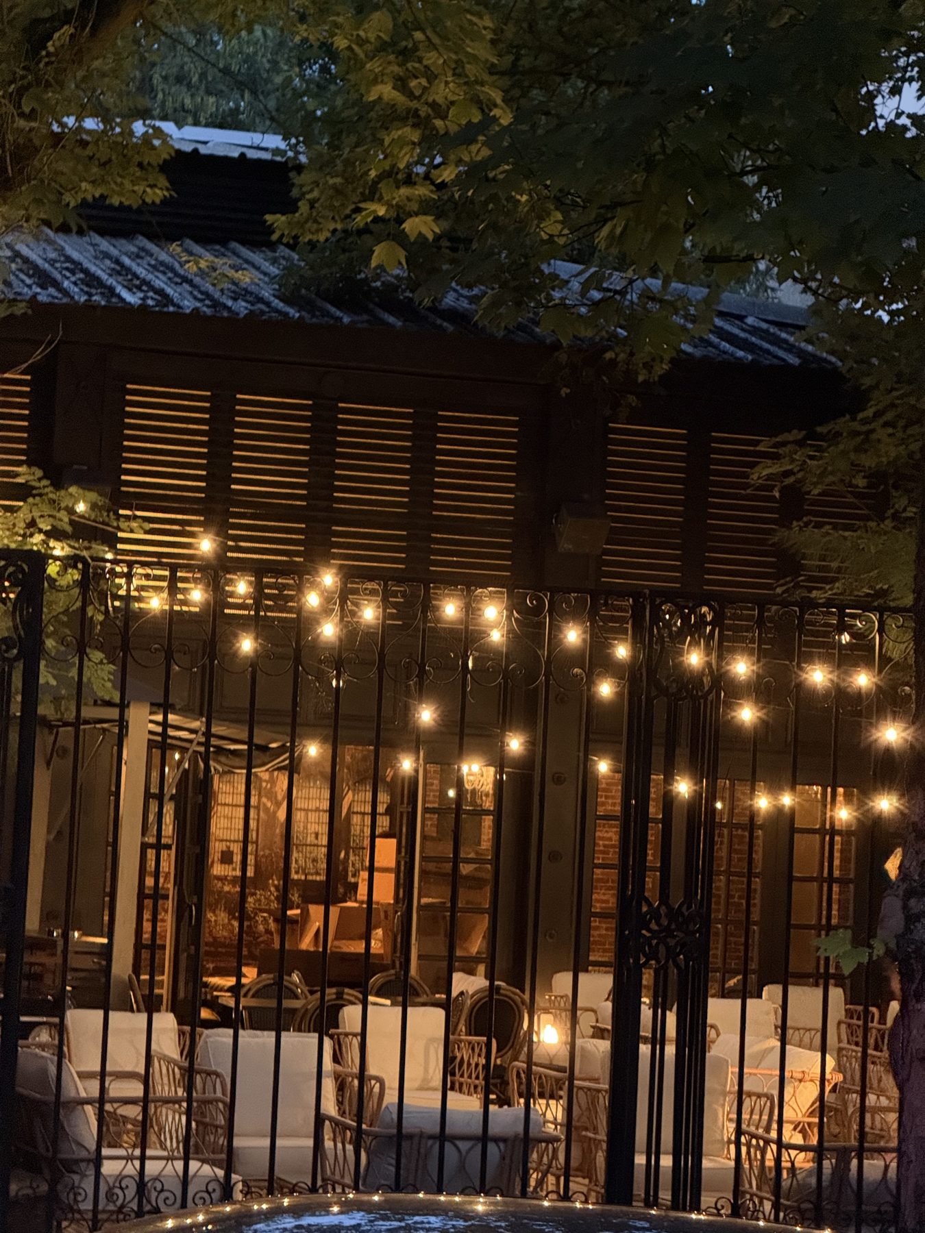 La terrasse de Maya de nuit